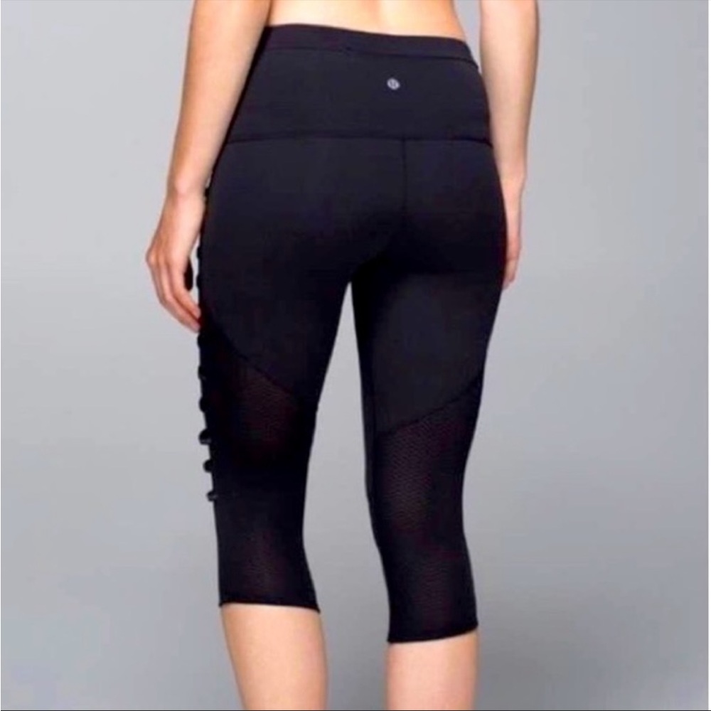 Lululemon Breezy Mesh Side Capri Leggings size 2